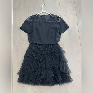 Black mini dress, the perfect black dress for special occasions